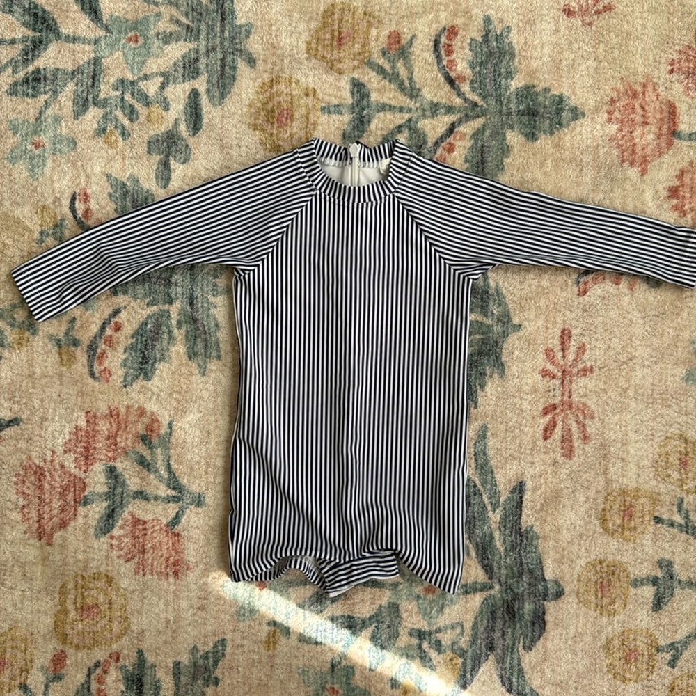 Minnow Unisex Navy Stripe Rashguard